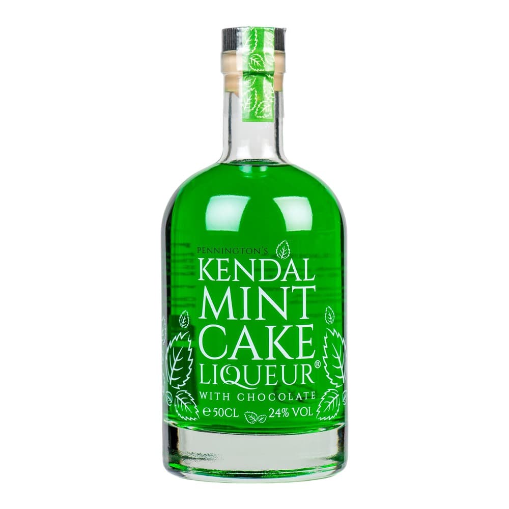 A green glass bottle of Pennington's Kendal Mint Cake Liqueur with chocolate, 500ml, 24% ABV, isolated on a white background.