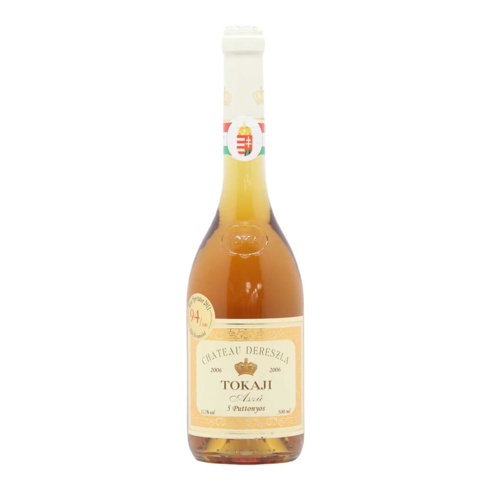 A bottle of Chateau Dereszla Tokaji Aszú wine from 2006 with a white capsule and label featuring a Hungarian coat of arms, displayed against a white background.